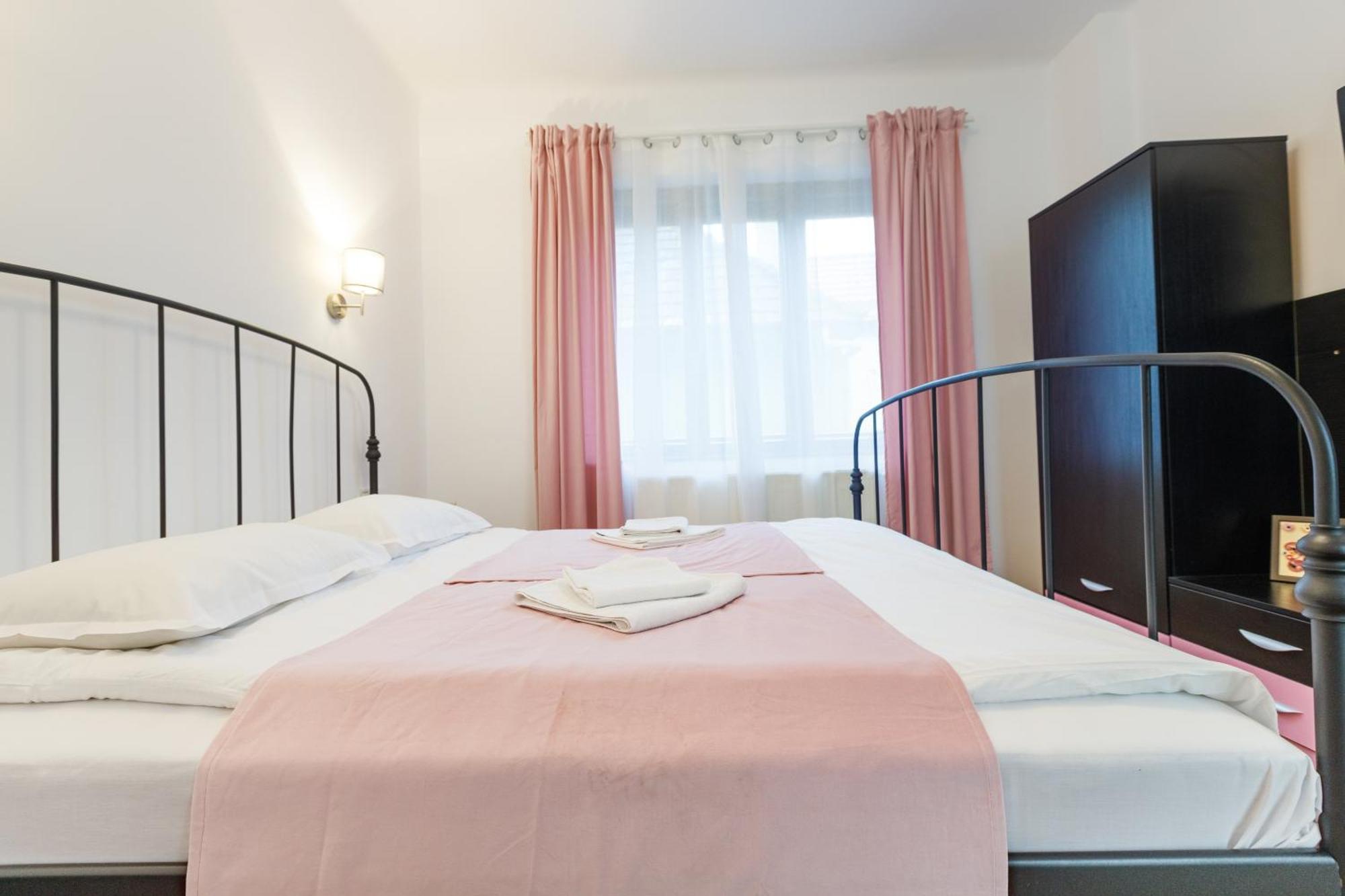 Apartament Modern Brašov Exteriér fotografie