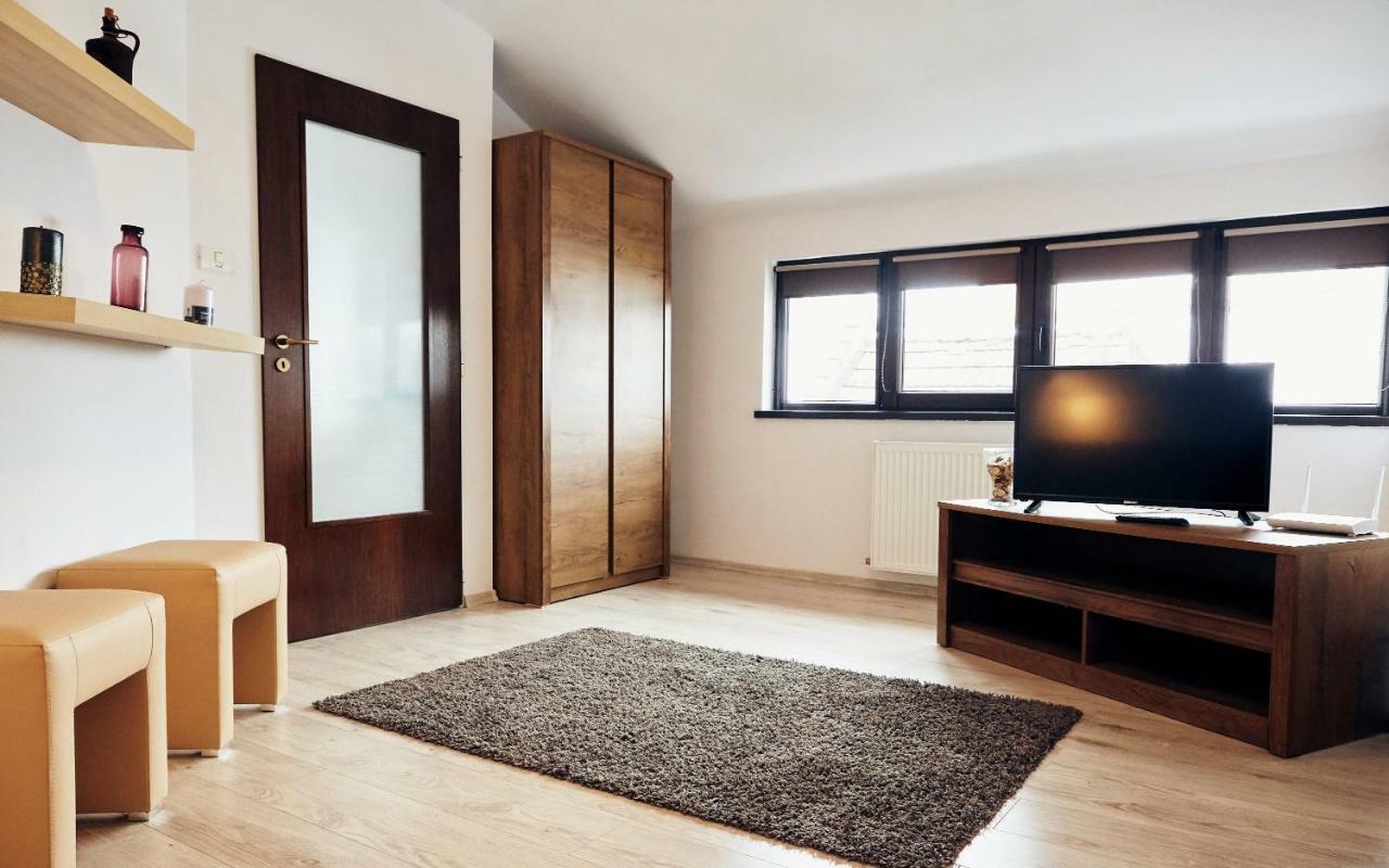 Apartament Modern Brašov Exteriér fotografie