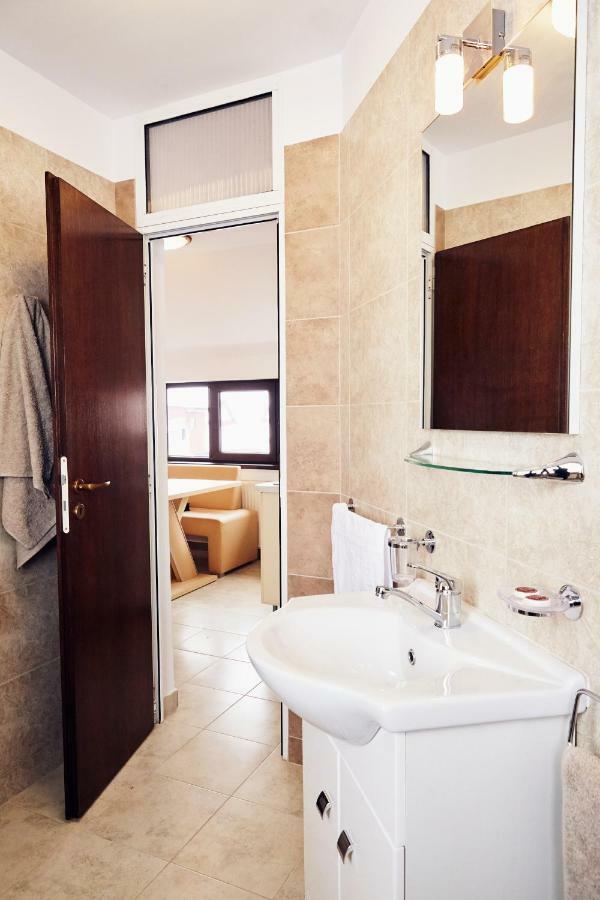 Apartament Modern Brašov Exteriér fotografie